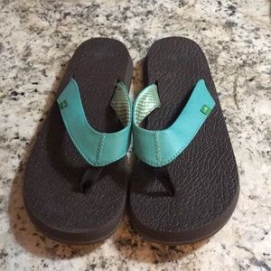 Sanuk womens yoga mat flip flops